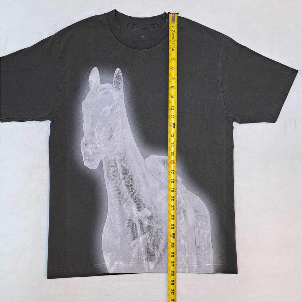 Beyoncé "No Skips - Holographic Hourse" Renaissance Tour OFFICIAL T-Shir… - Picture 4 of 7